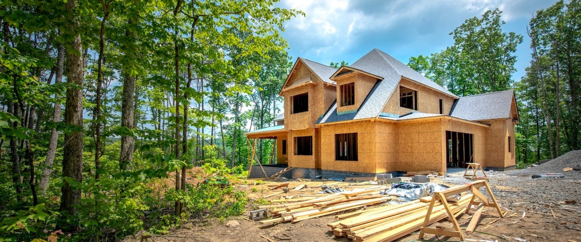 Purchasing vs. Leasing Land: Making the Right Choice for Your Custom Home